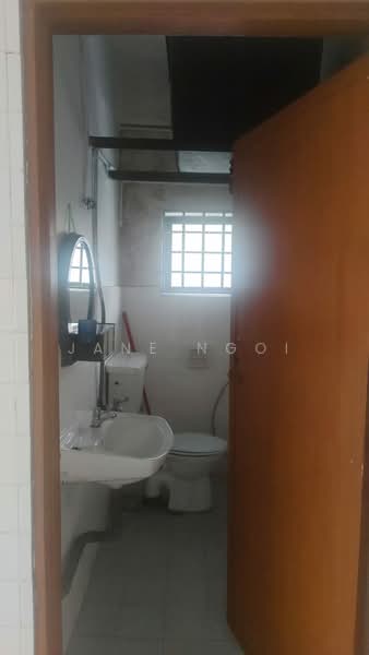 Shop for Rent in Taman Sri Tebrau (Johor Bahru) - Jane Ngoi - Bathroom - PropertyGuru.com.my