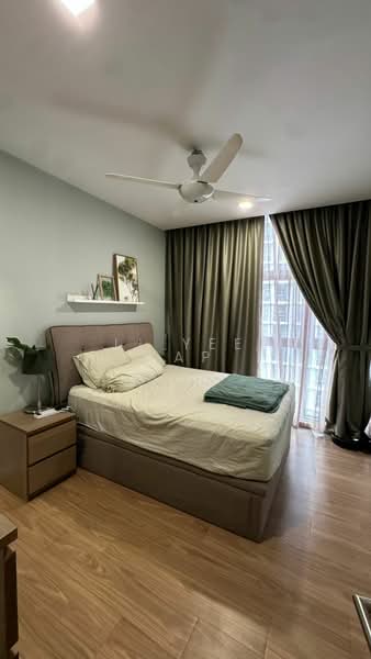 Condominium for Rent at Lakefront Residence - Li Yee Yap - Bedroom - PropertyGuru.com.my