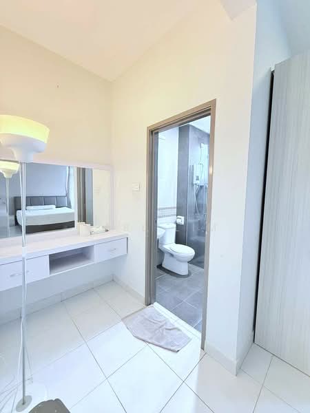 Cluster House for Sale in Taman Seri Austin (Tebrau) - Karl Lim - Bedroom - PropertyGuru.com.my