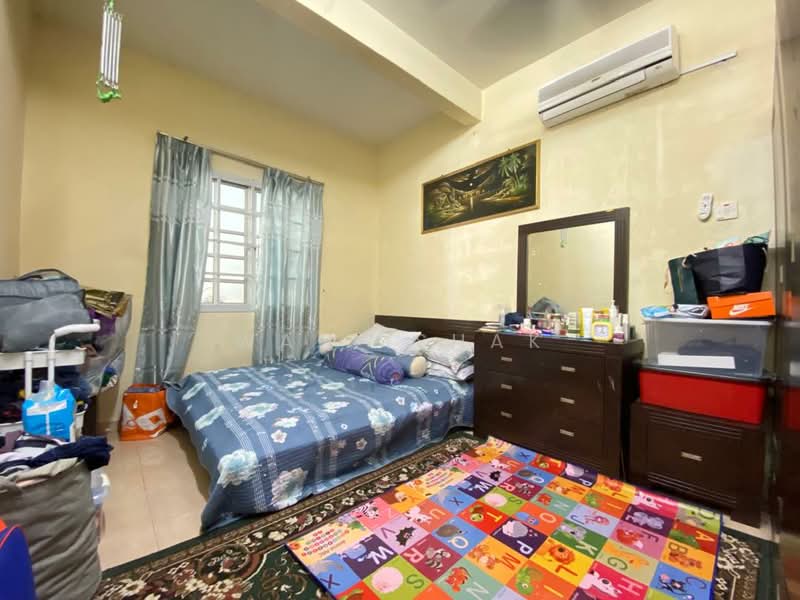 Bungalow for Sale in Senawang (Negeri Sembilan) - Wan Ishak - Bedroom - PropertyGuru.com.my