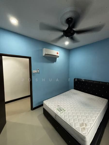 Apartment for Rent at Desa Idaman Residences - Joshua Fan - Bedroom - PropertyGuru.com.my