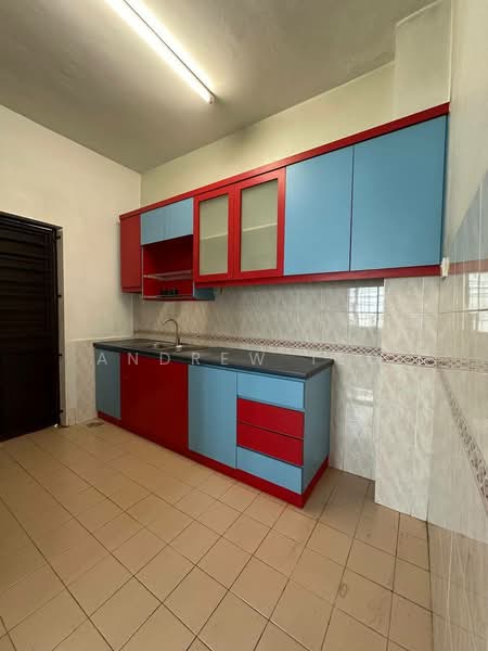 2-storey Terraced House for Sale in Bukit Indah (Iskandar Puteri (Nusajaya)) - Andrew Teo - Kitchen - PropertyGuru.com.my