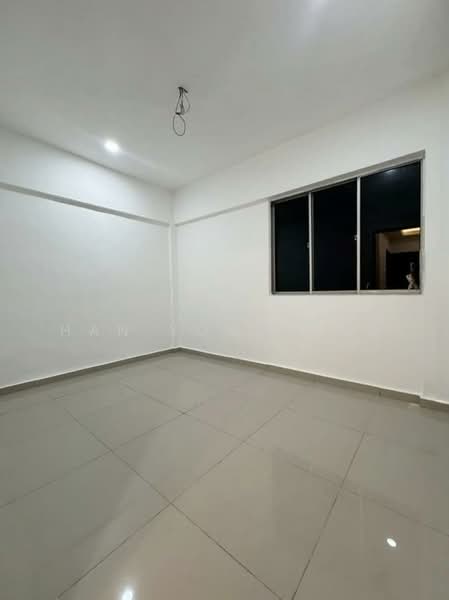 Flat Taman Perling untuk Untuk Dijual - RM 200,000, Feb 2026 - PropertyGuru.com.my