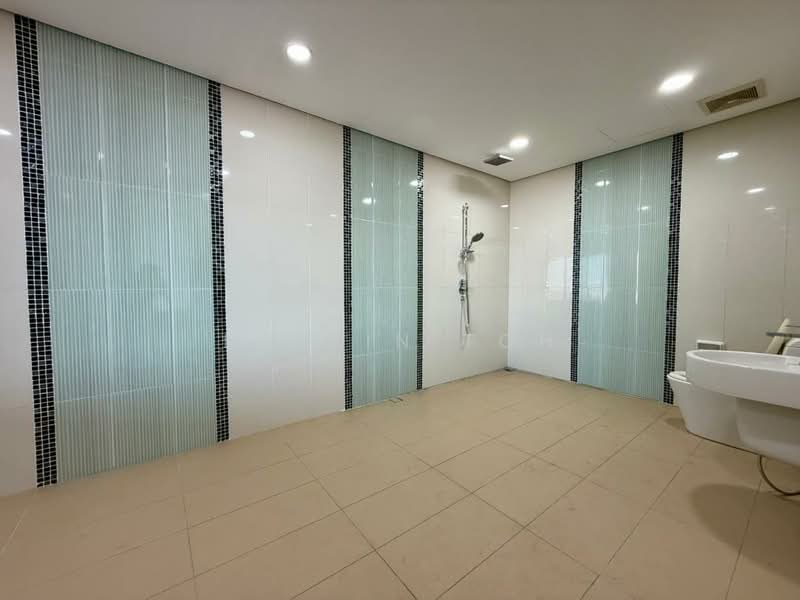 Condominium for Rent at Central Park condominium - Kelvin Toh - Bathroom - PropertyGuru.com.my