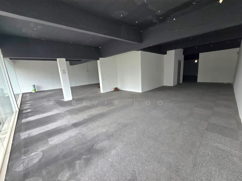 Shop for Rent in Taman Johor Jaya (Johor Bahru) - Bevis Hoo - Interior - PropertyGuru.com.my