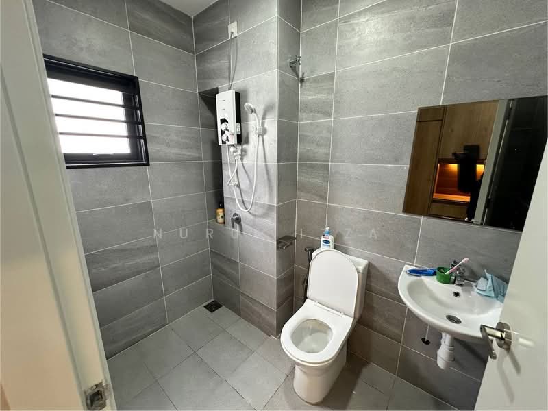 2-storey Terraced House for Sale in Cyberjaya (Selangor) - Nurul Izza - Bathroom - PropertyGuru.com.my