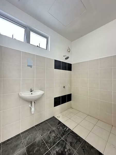 Untuk Dijual - Sungai Ara