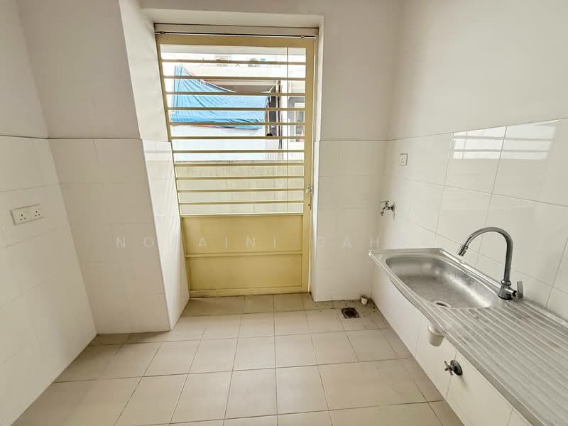 FAIRFIELD RESIDENCES @ TROPICANA HEIGHTS, KAJANG 2 untuk Untuk Dijual - RM 798,000, Apr 2026 - Kitchen - PropertyGuru.com.my