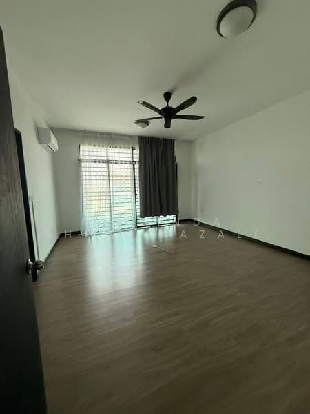3-storey Terraced House for Sale in Kajang (Selangor) - Haslinda Ahmad Razali - PropertyGuru.com.my