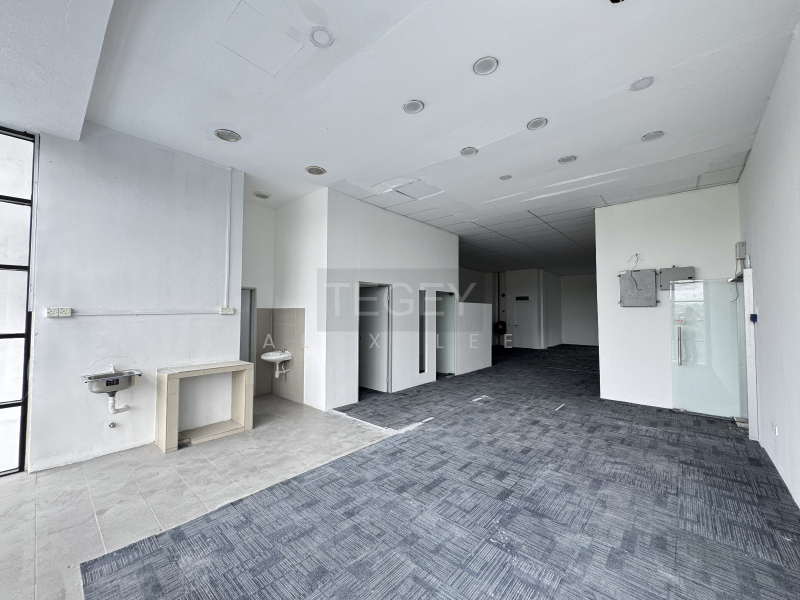 Bukit Jelutong untuk Untuk Dijual - RM 6,800,000, Mac 2026 - Interior - PropertyGuru.com.my