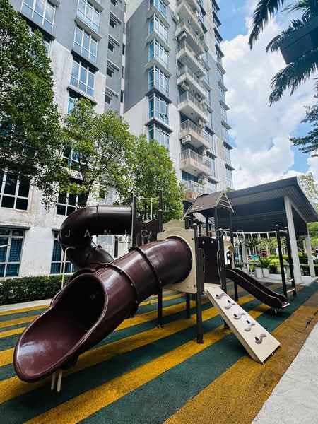 Service Residence for Rent at D'Ambience Residences (Pangsapuri Ikatan Flora) - Janice Foo - Exterior - PropertyGuru.com.my