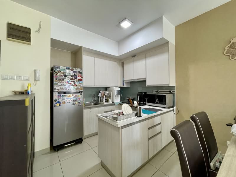Service Residence for Sale at Flexis @ One South - Vincent Tai - Kitchen - PropertyGuru.com.my