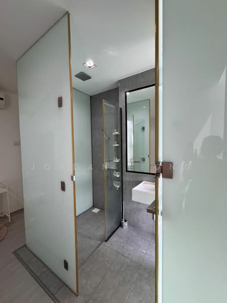 Condominium for Rent at Lakefront Residence - Jordan Leong - Bathroom - PropertyGuru.com.my