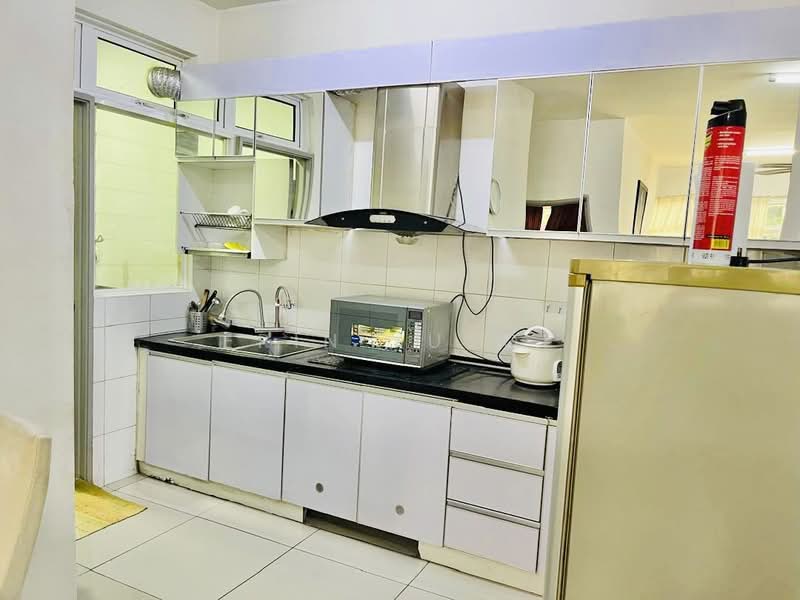 Condominium for Rent at Dwiputra Residences - Erin Yusof - Kitchen - PropertyGuru.com.my