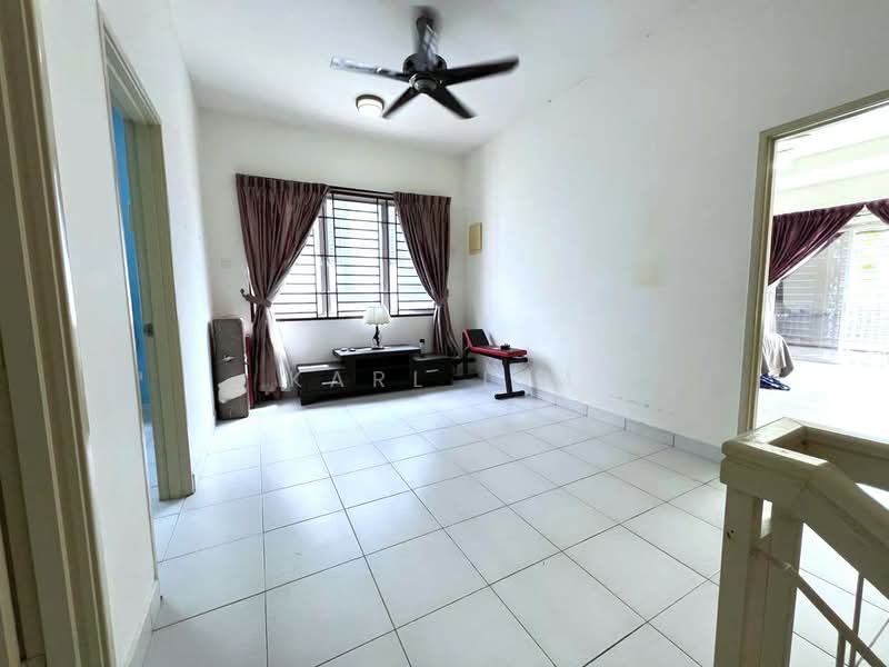 Cluster House for Sale in Taman Sierra Perdana (Masai) - Karl Lim - Living Room - PropertyGuru.com.my