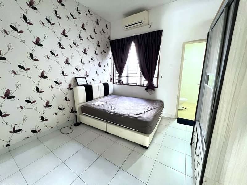 Cluster House for Sale in Taman Sierra Perdana (Masai) - Karl Lim - Bedroom - PropertyGuru.com.my