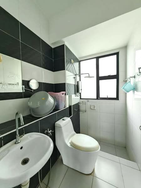 The Sky Executive Suites untuk Untuk Dijual - RM 430,000, Feb 2026 - Bathroom - PropertyGuru.com.my