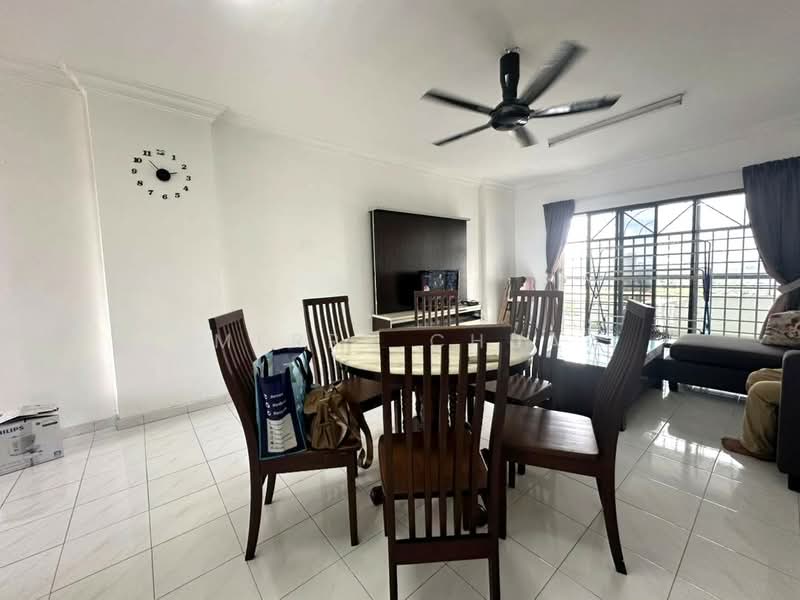 Apartment for Sale at Seri Mutiara Apartment - Merry Chua - Living Room - PropertyGuru.com.my