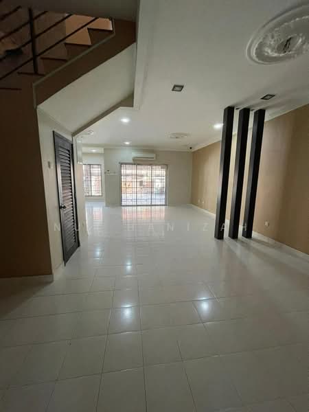 2-storey Terraced House for Sale in Denai Alam (Shah Alam) - Nur Hanizah - Interior - PropertyGuru.com.my