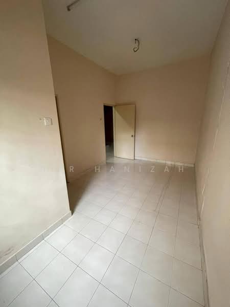 2-storey Terraced House for Sale in Denai Alam (Shah Alam) - Nur Hanizah - PropertyGuru.com.my