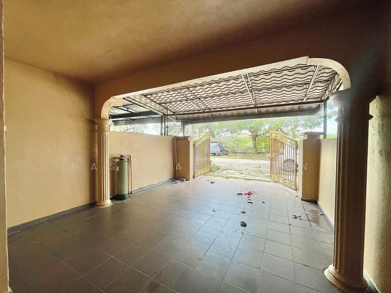 2-storey Terraced House for Sale in Taman Sri Muda (Shah Alam) - Hasliza Hassan - Exterior - PropertyGuru.com.my