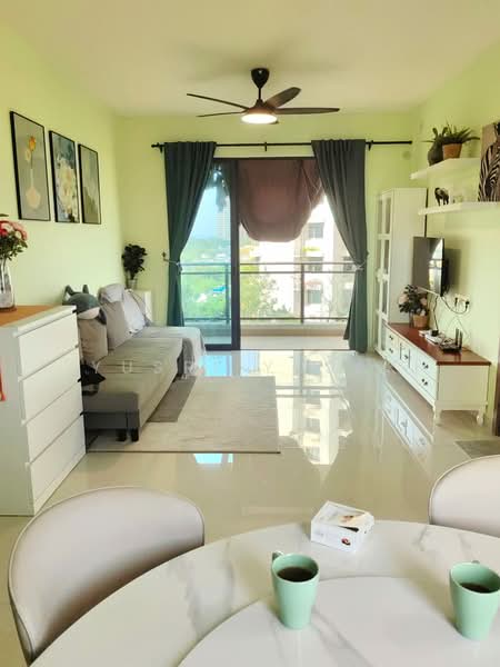 Starview Bay @ Forest City untuk Untuk Disewa - RM 1,700 /bulan, Feb 2026 - Living Room - PropertyGuru.com.my