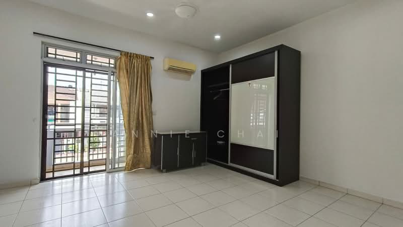 Idaman Residence untuk Untuk Disewa - RM 2,700 /bulan, Feb 2026 - Bedroom - PropertyGuru.com.my