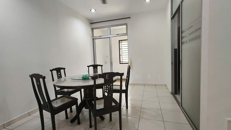 Idaman Residence untuk Untuk Disewa - RM 2,700 /bulan, Feb 2026 - Dining Room - PropertyGuru.com.my