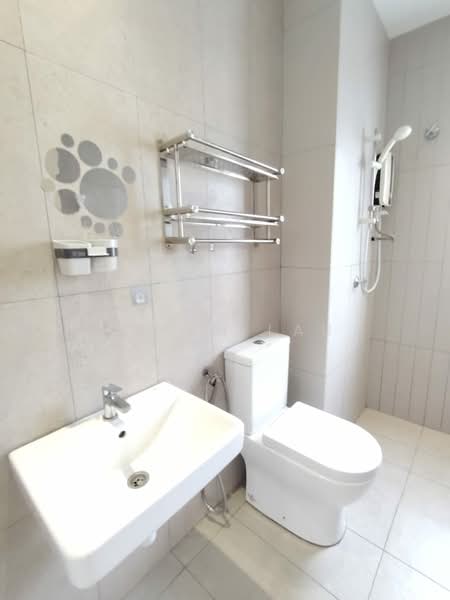 Kenwingston Avenue untuk Untuk Disewa - RM 1,450 /bulan, Feb 2026 - Bathroom - PropertyGuru.com.my
