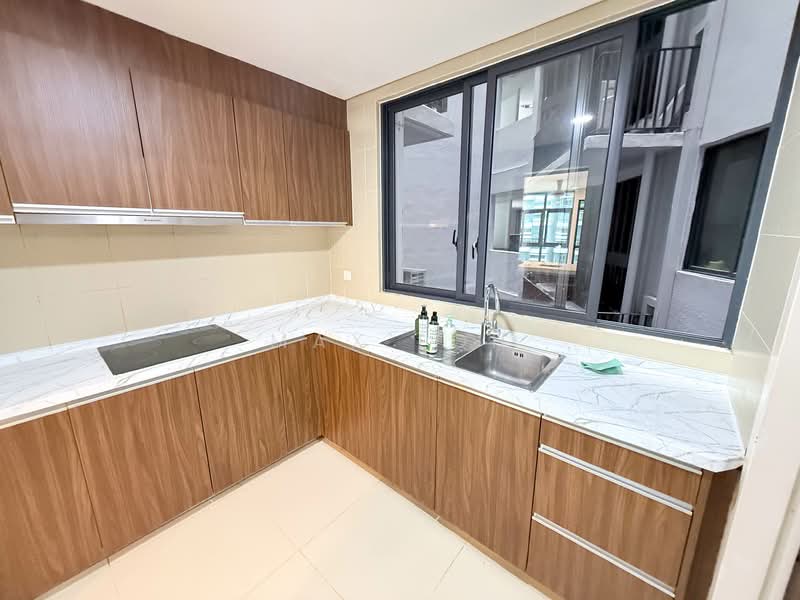 Service Residence for Sale at Aragreens - Max Loh - Kitchen - PropertyGuru.com.my