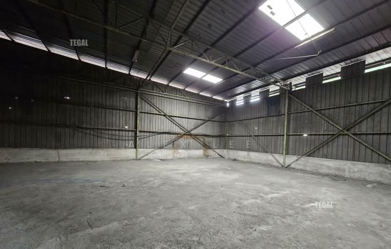 Warehouse for Rent in Shah Alam (Selangor) - Alex Lee - Interior - PropertyGuru.com.my