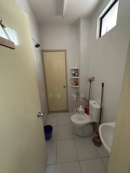 2.5-storey Terraced House for Sale in Taman Bukit Juru (Juru) - TED NG - Bathroom - PropertyGuru.com.my