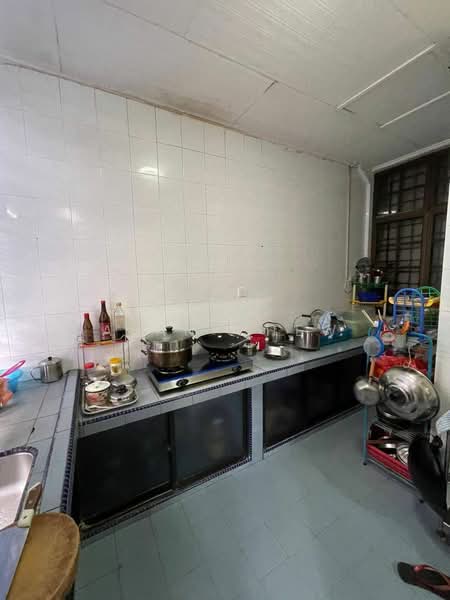 2-storey Terraced House for Sale in Taman Daya (Johor Bahru) - Alan Chew - Kitchen - PropertyGuru.com.my