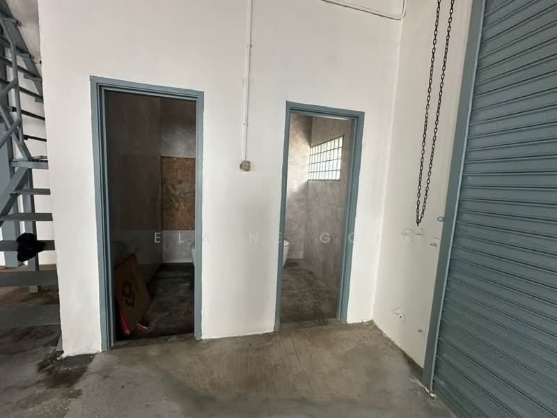 Factory for Rent in Masai (Johor) - Elaine Goh - Bathroom - PropertyGuru.com.my