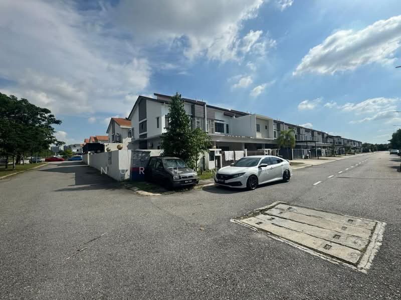 2-storey Terraced House for Sale in Seksyen U13 (Setia Alam) - Nur Hanizah - PropertyGuru.com.my