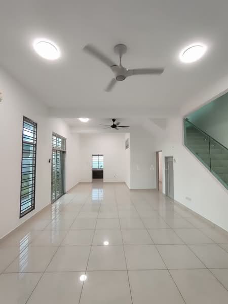 BANDAR JAYA PUTRA untuk Untuk Disewa - RM 3,000 /bulan, Feb 2026 - Living Room - PropertyGuru.com.my