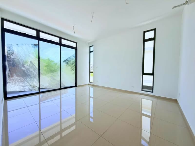 Cluster House for Sale in Horizon Hills (Iskandar Puteri (Nusajaya)) - Karl Lim - Living Room - PropertyGuru.com.my