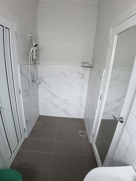 Mahagoni, Tamu Hill Park, Batang Kali untuk Untuk Dijual - RM 470,000, Apr 2026 - Bathroom - PropertyGuru.com.my