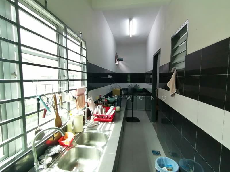 Rumah Teres 2 Tingkat untuk Dijual di Bandar Utama Batang Kali (Batang Kali) - Minnie Wong - Kitchen - PropertyGuru.com.my