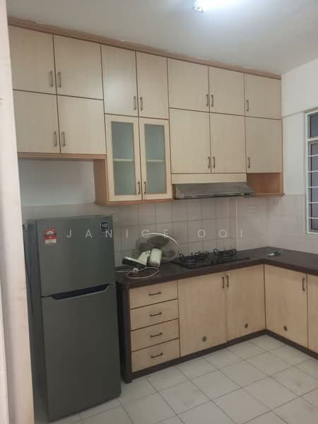 Putra Place Condominium untuk Untuk Dijual - RM 480,000, Feb 2026 - Kitchen - PropertyGuru.com.my