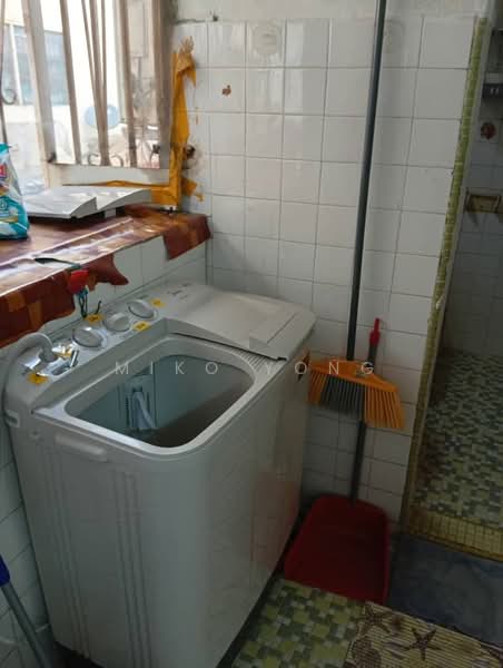 Untuk Disewa - Flat Taman Ungku Tun Aminah