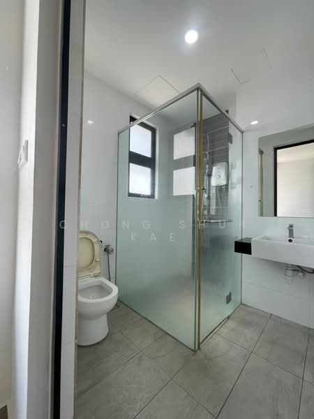 D'Aman Residences @ Puchong untuk Untuk Disewa - RM 1,250 /bulan, Feb 2026 - Bathroom - PropertyGuru.com.my