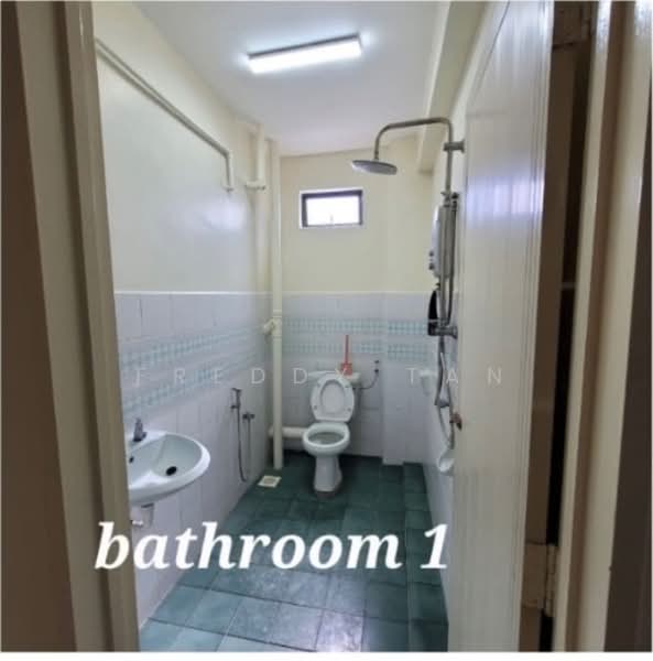 Golf View untuk Untuk Dijual - RM 428,000, Feb 2026 - Bathroom - PropertyGuru.com.my