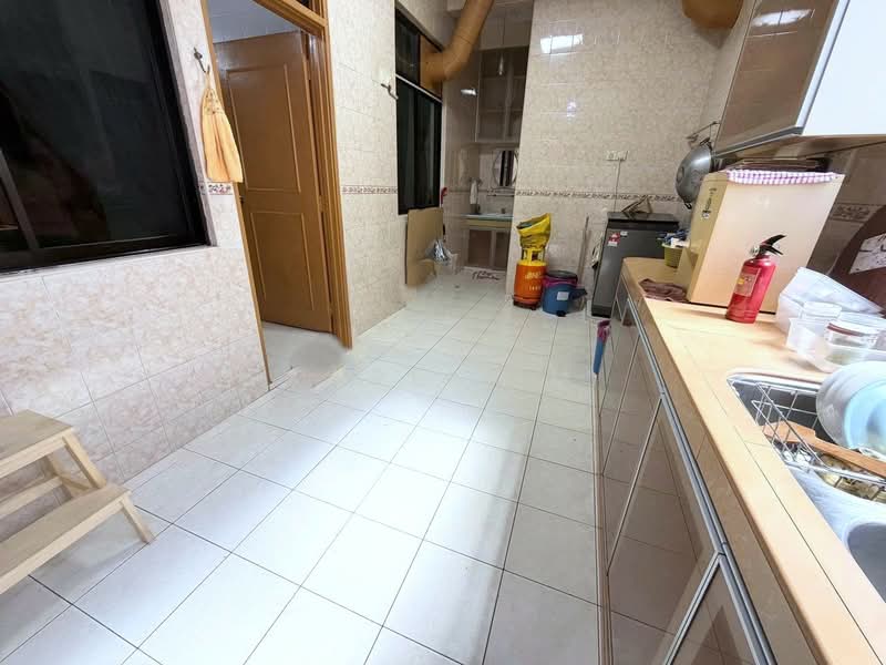 2-storey Terraced House for Sale in Taman Perling (Perling) - Karl Lim - Kitchen - PropertyGuru.com.my