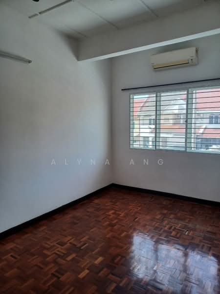 2-storey Terraced House for Sale in Usj 6 (Subang Jaya) - Alyna Ang - Bedroom   - PropertyGuru.com.my