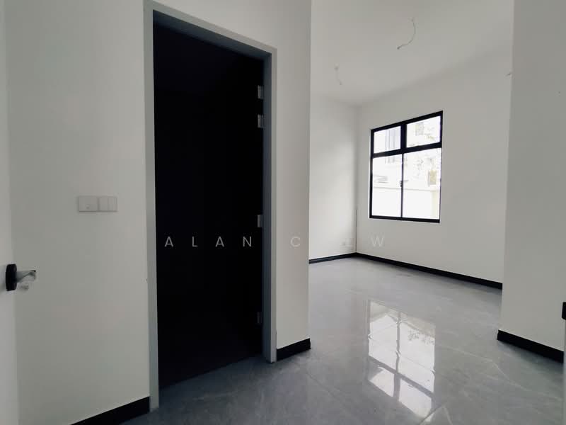 Semi-Detached House for Sale in Setia Tropika (Johor Bahru) - Alan Chew - Interior - PropertyGuru.com.my