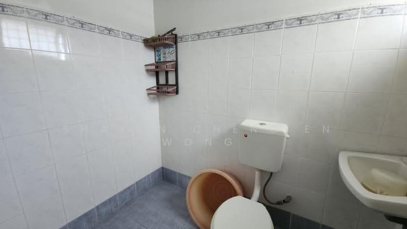 Rumah Flat untuk Dijual di Advance Synergy - Sharon Cheng En Wong - Bathroom - PropertyGuru.com.my