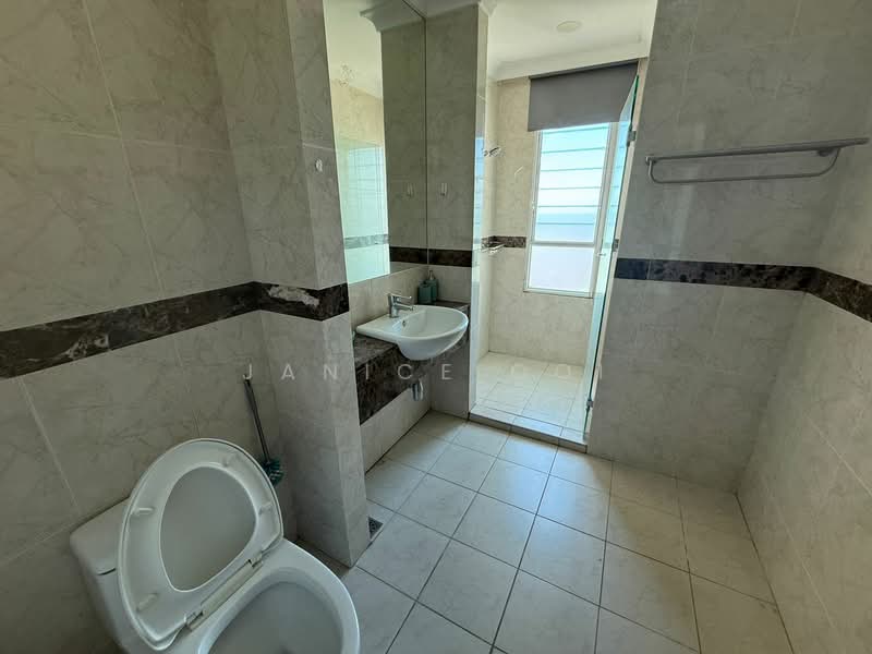 Condominium for Sale at The Cove Condominium - Janice Ooi - Bathroom - PropertyGuru.com.my