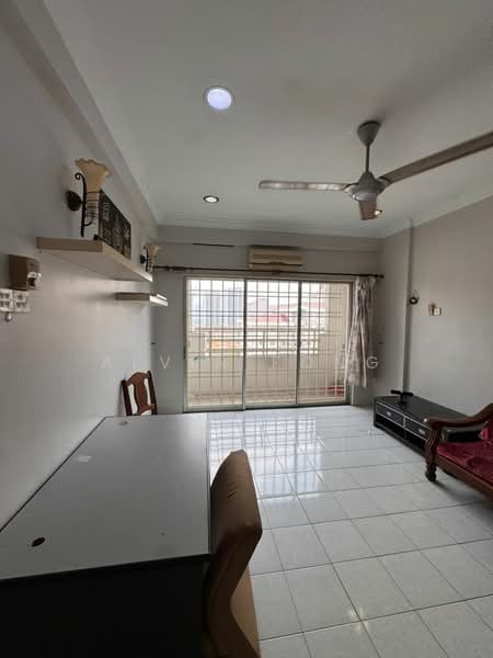 Jalil Damai Apartments untuk Untuk Dijual - RM 480,000, Mac 2026 - Living Room - PropertyGuru.com.my