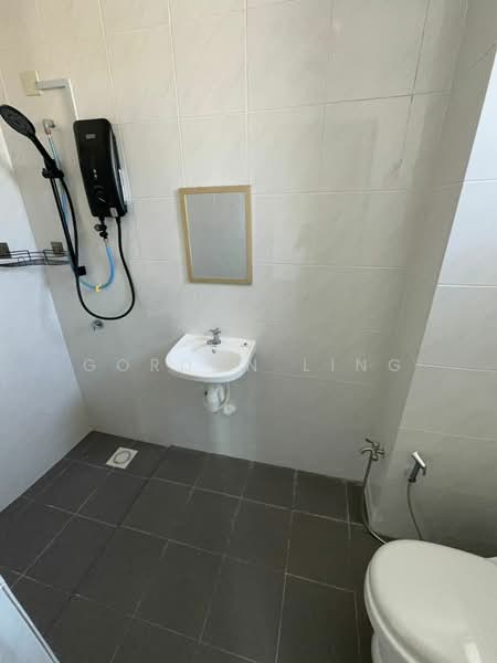 Apartment for Rent at Camellia Residences - Gordon Ling - Bathroom - PropertyGuru.com.my
